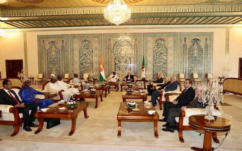 Le Président Abdourahamane Tiani avec une importance délégation à Alger