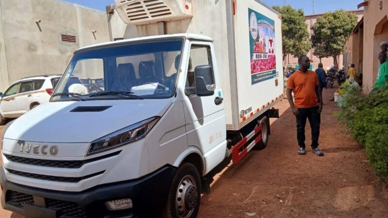 Présentation d’une nouvelle voiture frigorifique à la mairie de Sikasso