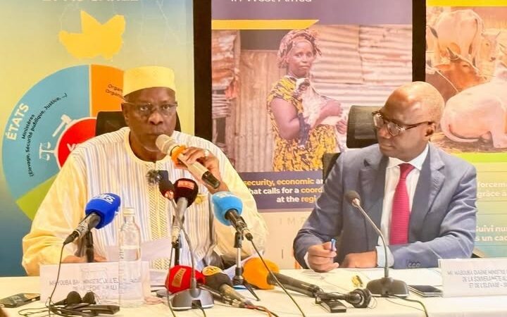 Atelier sous-régional sur la lutte contre le vol de bétail en Afrique de l’Ouest : le Ministre Youba Ba expose les efforts du Mali à Dakar.