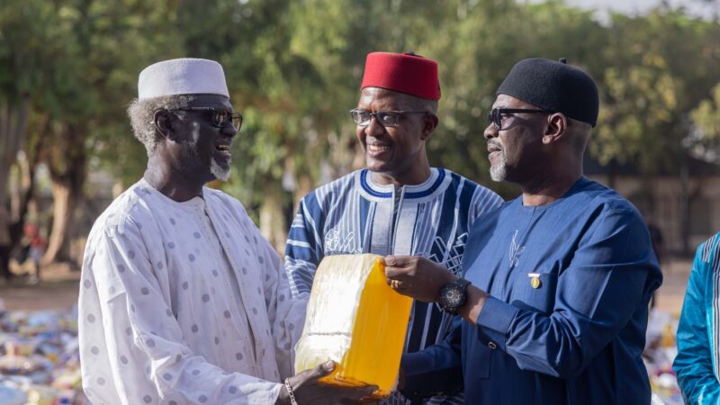 ŒuvresSociales: RAMADAN 2026 : Remise de kits alimentaires aux artisans et acteurs culturels