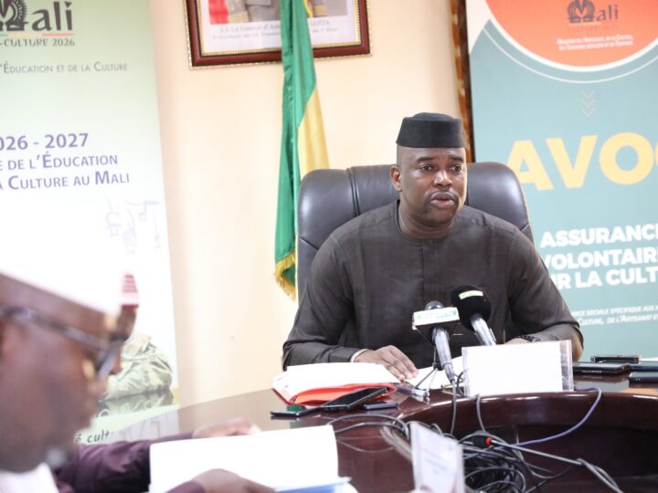 𝐎𝐍𝐙𝐈𝐄𝐌𝐄 𝐒𝐄𝐒𝐒𝐈𝐎𝐍 𝐃𝐔 𝐂𝐎𝐍𝐒𝐄𝐈𝐋 𝐃’𝐀𝐃𝐌𝐈𝐍𝐈𝐒𝐓𝐑𝐀𝐓𝐈𝐎𝐍 𝐃𝐔 𝐅𝐀𝐈𝐂 𝐃𝐀𝐍𝐒 𝐔𝐍𝐄 𝐃𝐘𝐍𝐀𝐌𝐈𝐐𝐔𝐄 𝐃𝐄 𝐑𝐄𝐋𝐀𝐍𝐂𝐄 𝐃𝐔 𝐂𝐈𝐍𝐄𝐌𝐀 𝐌𝐀𝐋𝐈𝐄𝐍