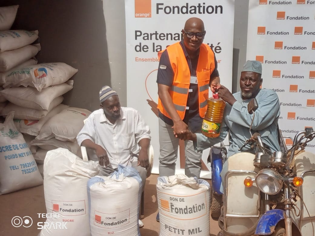 Élan de solidarité : la Fondation Orange Mali aux côtés des plus démunis pour le Ramadan