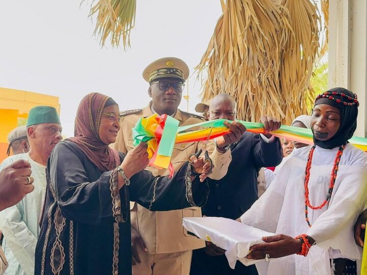 𝐊𝐚𝐲𝐞𝐬 : 𝐈𝐧𝐚𝐮𝐠𝐮𝐫𝐚𝐭𝐢𝐨𝐧 𝐝’𝐮𝐧𝐞 𝐜𝐞𝐧𝐭𝐫𝐚𝐥𝐞 𝐝𝐞 𝐩𝐫𝐨𝐝𝐮𝐜𝐭𝐢𝐨𝐧 𝐝’𝐨𝐱𝐲𝐠è𝐧𝐞 𝐦é𝐝𝐢𝐜𝐚𝐥 à 𝐥’Hôpital  𝐅𝐨𝐮𝐬𝐬𝐞𝐲𝐧𝐢 𝐃𝐚𝐨𝐮