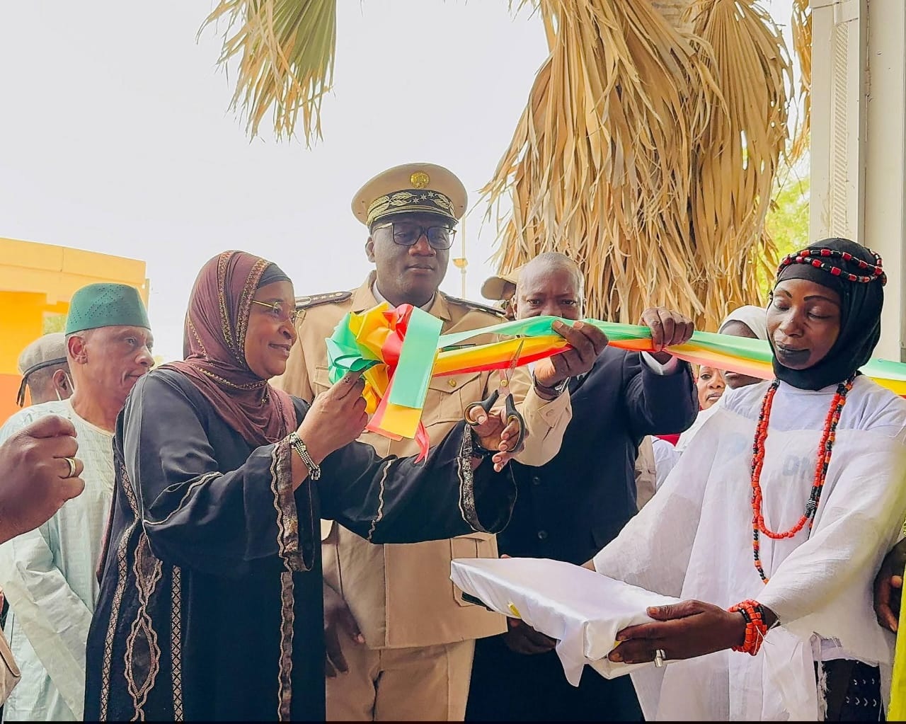 𝐊𝐚𝐲𝐞𝐬 : 𝐈𝐧𝐚𝐮𝐠𝐮𝐫𝐚𝐭𝐢𝐨𝐧 𝐝’𝐮𝐧𝐞 𝐜𝐞𝐧𝐭𝐫𝐚𝐥𝐞 𝐝𝐞 𝐩𝐫𝐨𝐝𝐮𝐜𝐭𝐢𝐨𝐧 𝐝’𝐨𝐱𝐲𝐠è𝐧𝐞 𝐦é𝐝𝐢𝐜𝐚𝐥 à 𝐥’Hôpital  𝐅𝐨𝐮𝐬𝐬𝐞𝐲𝐧𝐢 𝐃𝐚𝐨𝐮