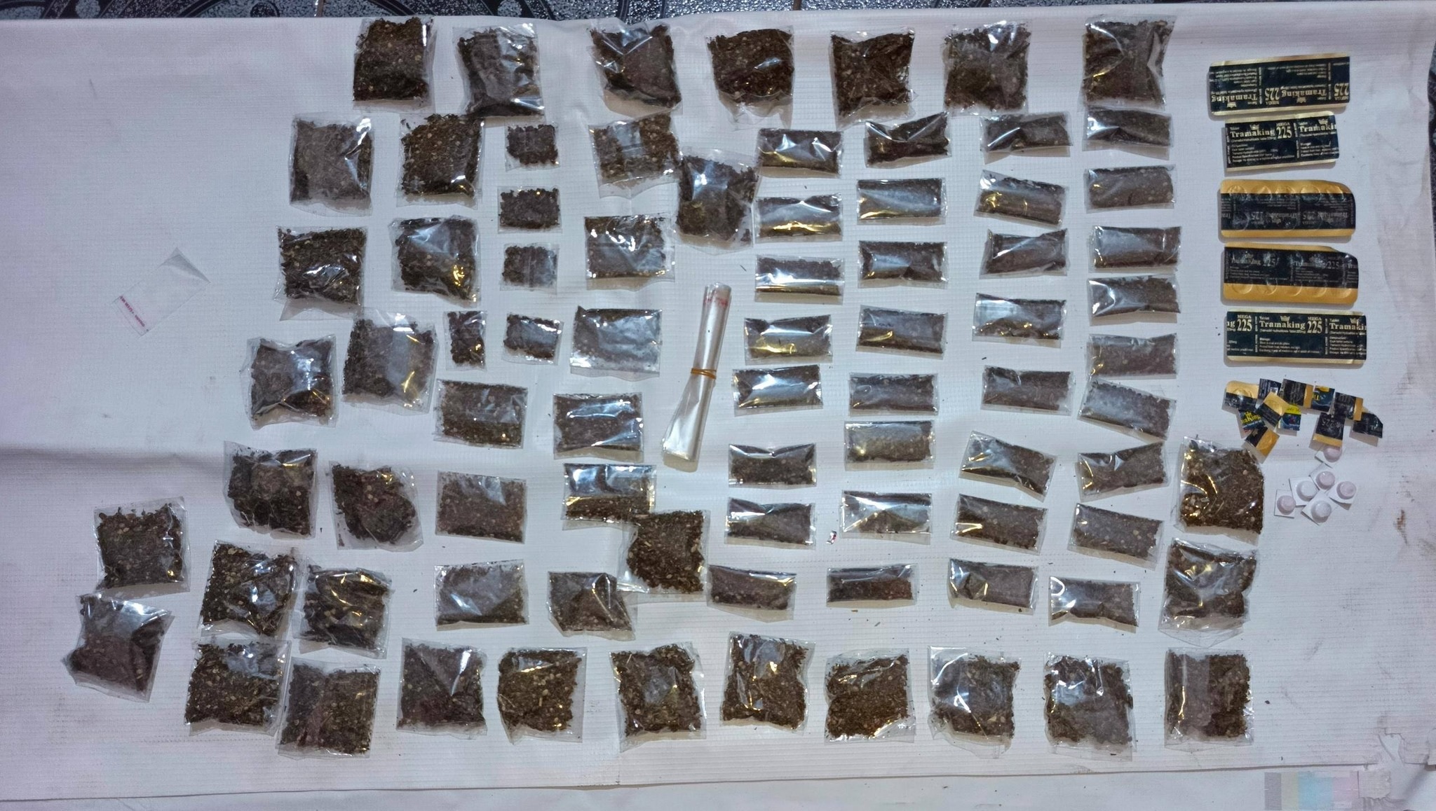 Kayes : trois individus interpellés pour trafic de stupéfiants à Diboli