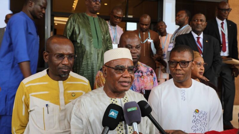 𝐎𝐮𝐯𝐞𝐫𝐭𝐮𝐫𝐞 à 𝐁𝐚𝐦𝐚𝐤𝐨 𝐝𝐞 𝐥𝐚 𝟏𝟒ᵉ 𝐫é𝐮𝐧𝐢𝐨𝐧 𝐭𝐫𝐢𝐩𝐚𝐫𝐭𝐢𝐭𝐞 𝐌𝐚𝐥𝐢-𝐁𝐮𝐫𝐤𝐢𝐧𝐚 𝐅𝐚𝐬𝐨-𝐔𝐍𝐇𝐂𝐑 𝐬𝐮𝐫 𝐥𝐞 𝐫𝐚𝐩𝐚𝐭𝐫𝐢𝐞𝐦𝐞𝐧𝐭 𝐝𝐞𝐬 𝐫é𝐟𝐮𝐠𝐢és𝐬