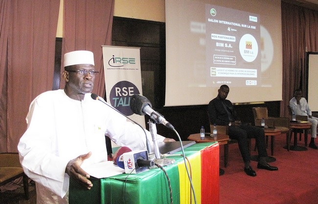Mali : maintien de l’approvisionnement des hydrocarbures et fermeté annoncée contre les pratiques illicites