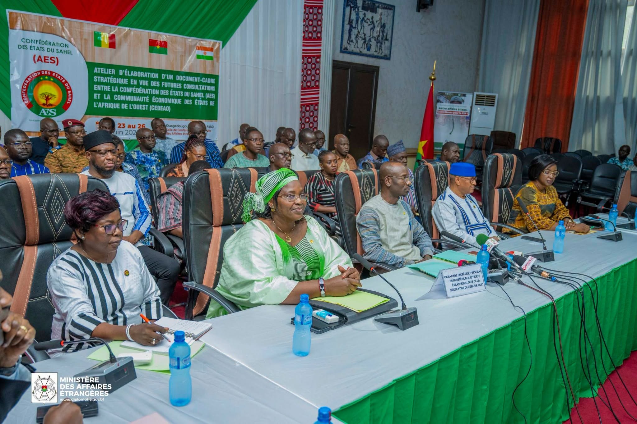 AES-CEDEAO : des experts réunis à Ouagadougou pour préparer le cadre des futures consultations