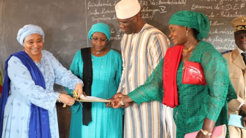 Lancement des épreuves du DEF 202-: Mme le ministre Assa Badiallo TOURE appelle à des examens propres et sereins