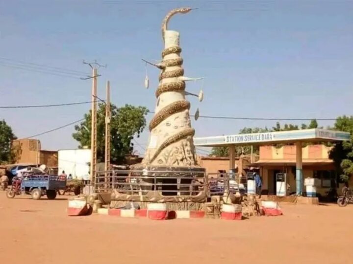 Koro : la pénurie d’eau aggrave les difficultés des réfugiés burkinabè