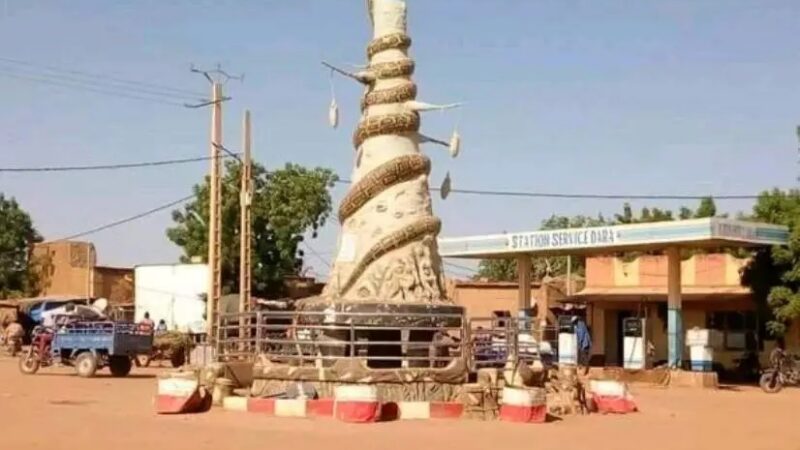 Koro : la pénurie d’eau aggrave les difficultés des réfugiés burkinabè