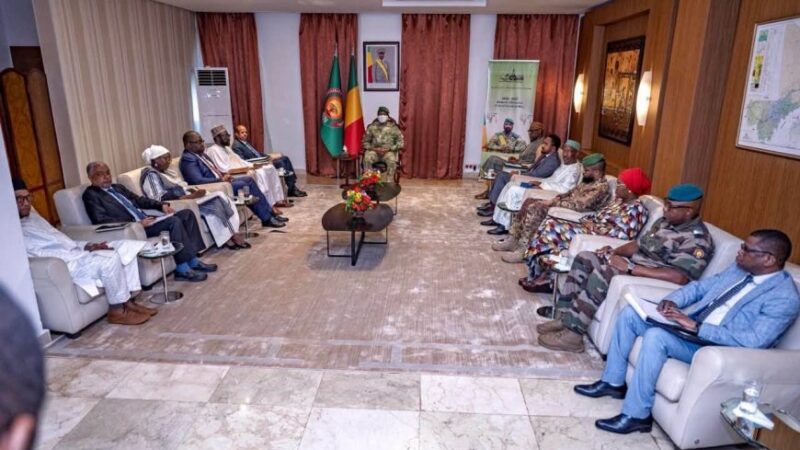 Assimi Goïta reçoit le président de la Commission de l’Union africaine : le Mali et l’UA relancent le dialogue à Koulouba