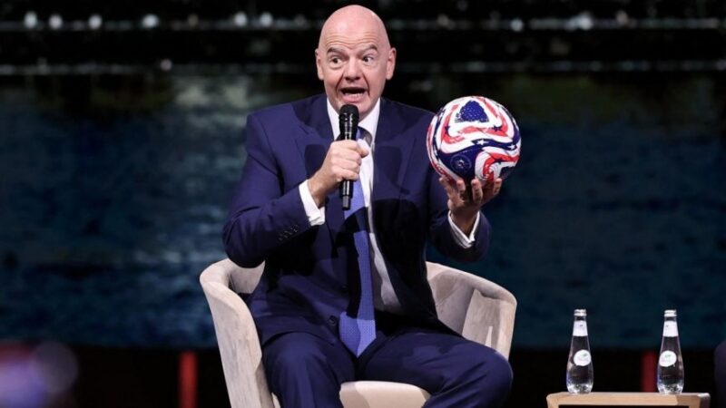 La FIFA sort du silence avec un communiqué troublant après le nouveau projet fou de Gianni Infantino