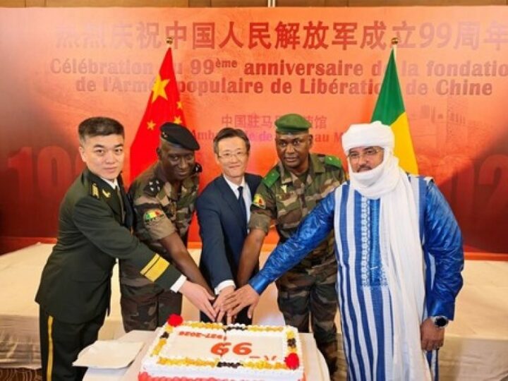 99e anniversaire de l&rsquo;armée populaire de libération de Chine Li Xiang réaffirme l&rsquo;attachement de Pékin à la paix et au partenariat sino-malien