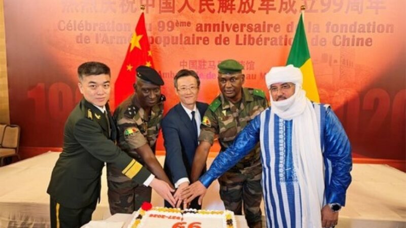 99e anniversaire de l&rsquo;armée populaire de libération de Chine Li Xiang réaffirme l&rsquo;attachement de Pékin à la paix et au partenariat sino-malien