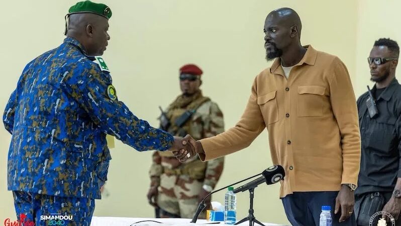Guinée : Mamadi Doumbouya relance son agenda sous le signe de la défense et de la souveraineté