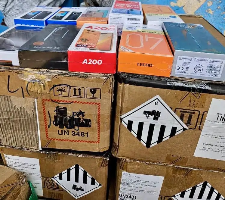 Mali : la Douane saisit 1 083 téléphones portables à Sanankoroba