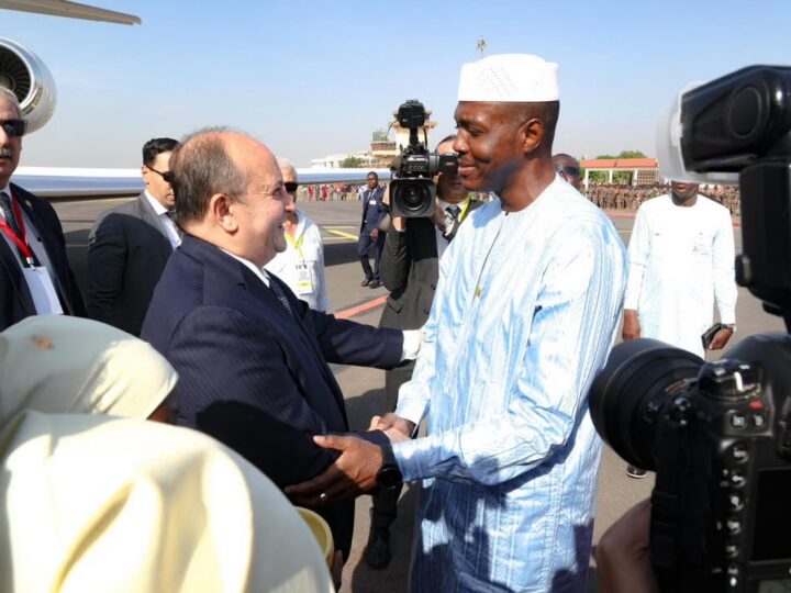 Le PM Algérien est arrivé à Bamako : Un bond qualitatif dans les relations Mali-Algérie.