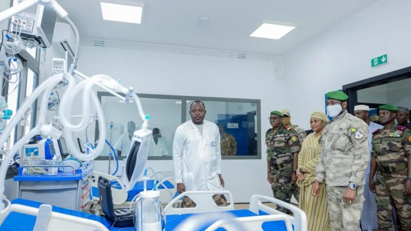 Polyclinique des Armées de Kati : Assimi Goïta inaugure un nouveau plateau médical dédié notamment aux blessés de guerre